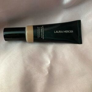 Laura Mercier Tinted Moisturizer Blurred Matte Broad Spectrum SPF 30 - Shade 8N